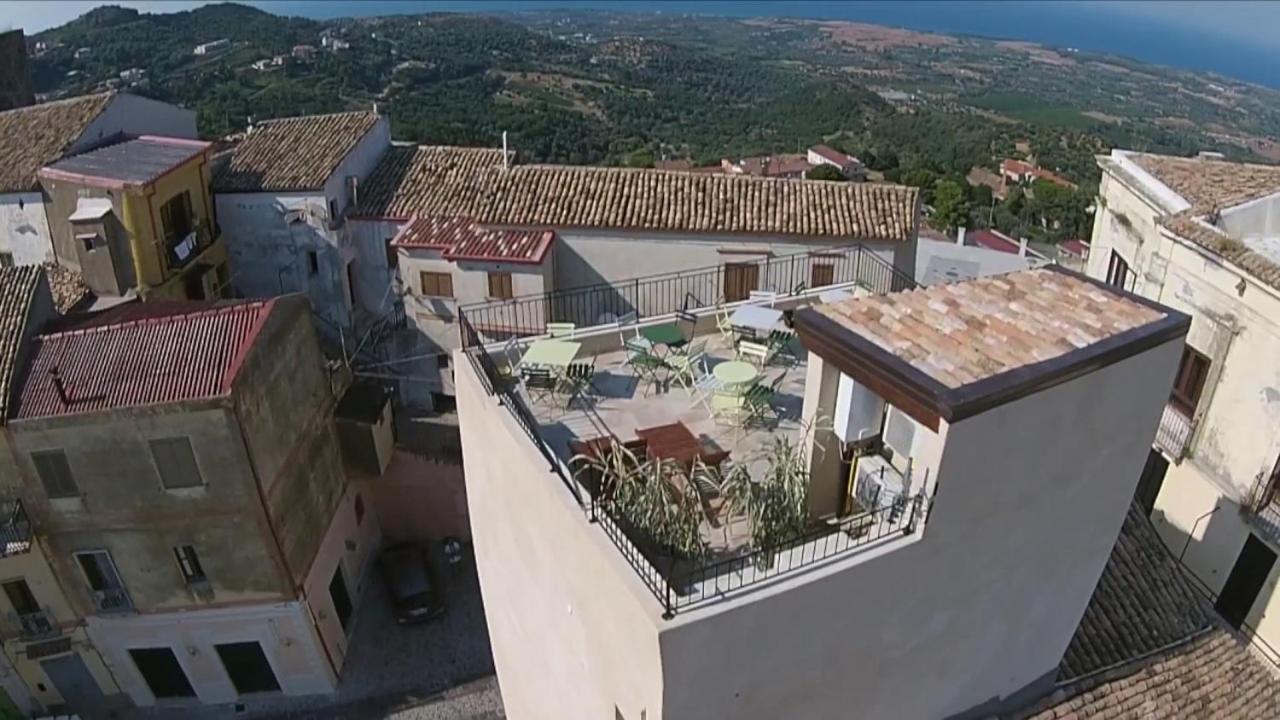 Bed and Breakfast Casa Mazzone Ciro Exterior foto