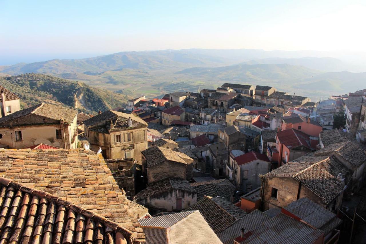 Bed and Breakfast Casa Mazzone Ciro Exterior foto