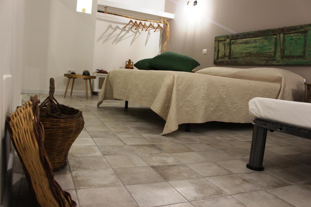 Bed and Breakfast Casa Mazzone Ciro Exterior foto